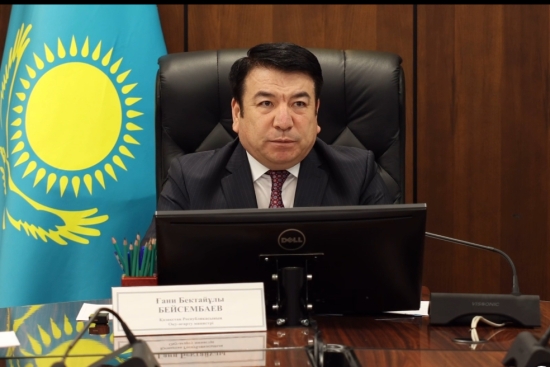  💬 ҚР Оқу-ағарту министрі Ғани Бейсембаев мектеп түлектеріне үндеу жасады            ➖➖➖➖➖➖➖➖  💬 Министр просвещения РК Гани Бейсембаев обратился к выпускникам школ